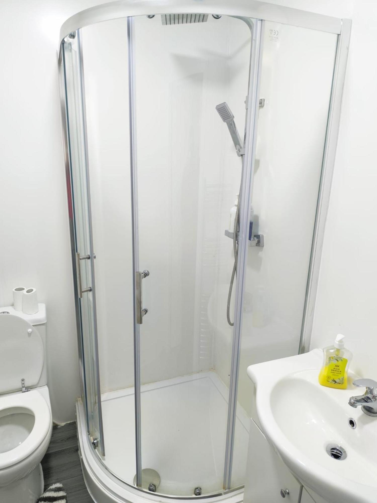 Lovely Bedroom With Shared Kitchen & Bathroom Free Parking Γουόλσολ Εξωτερικό φωτογραφία